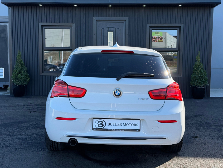 2017 BMW 1 Series - image 20