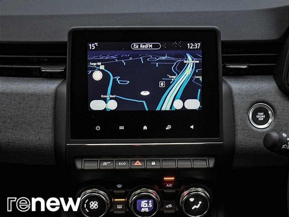 2025 Renault Clio - image 23