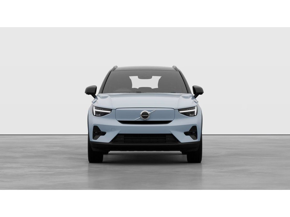 2026 Volvo EX40 - image 4
