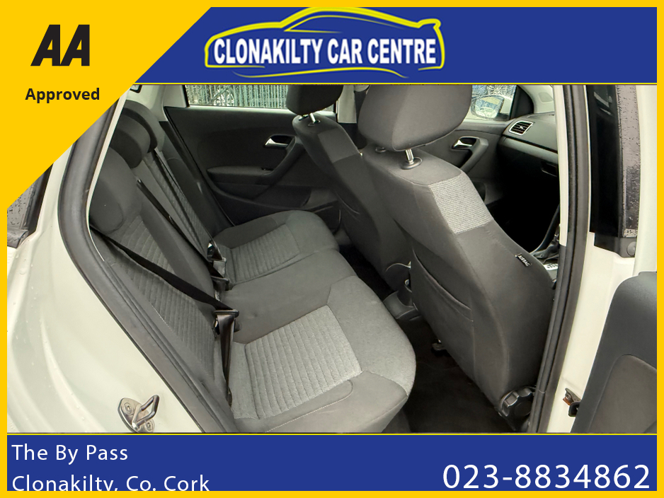 2012 Volkswagen Polo - image 12