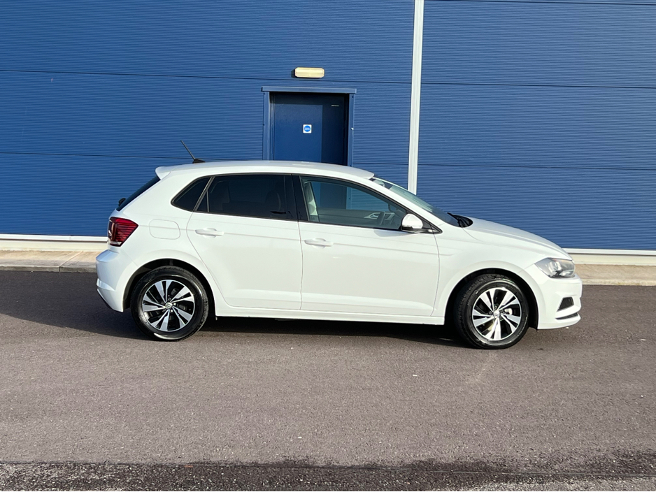 2019 Volkswagen Polo 1.0 TSI Automatic DSG tiny mileag €16,900
