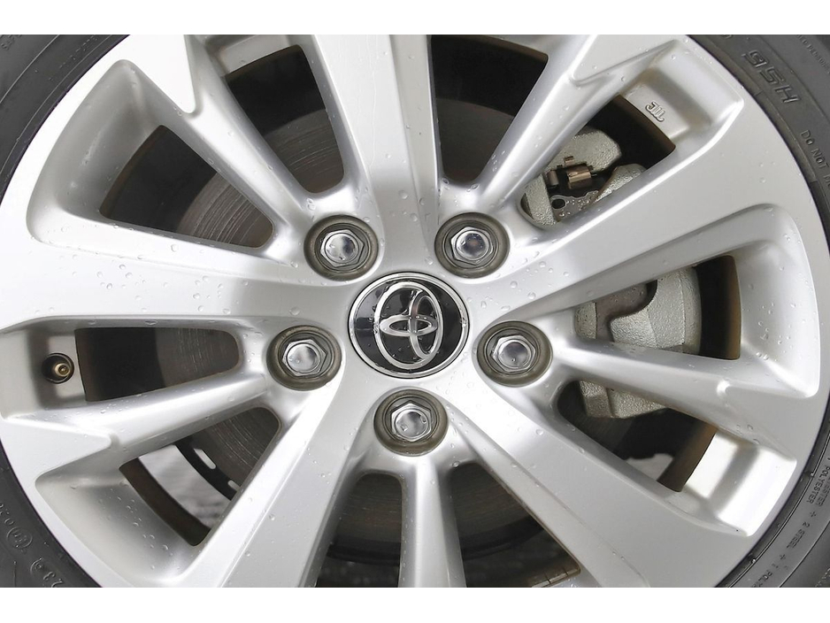 2022 Toyota Yaris Cross - image 13