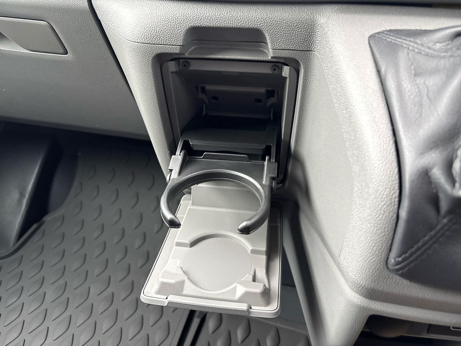 2026 Volkswagen Transporter Trendline LWB 150HP (Price ex VAT) €37,975