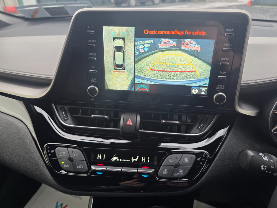 2020 Toyota C-HR - image 11