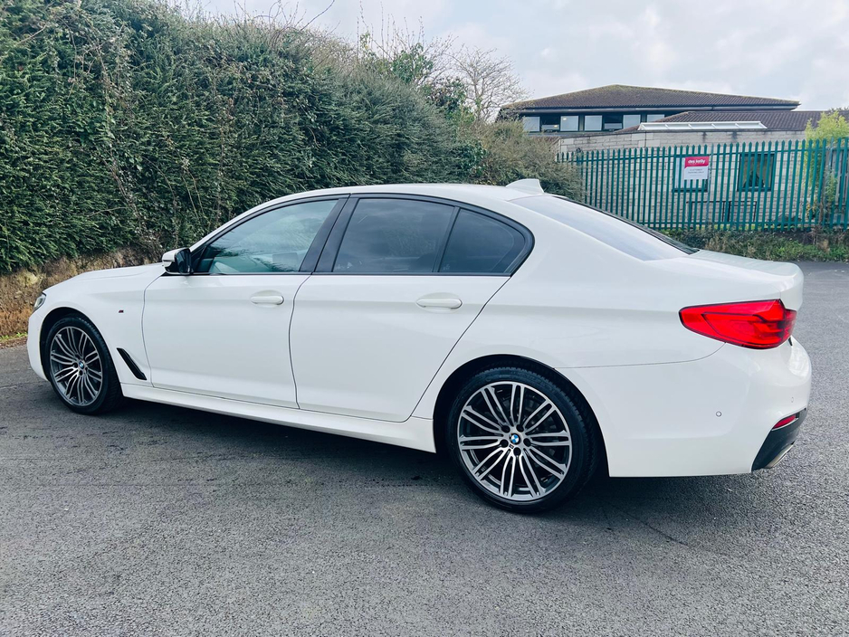 2018 BMW 5 Series - image 14