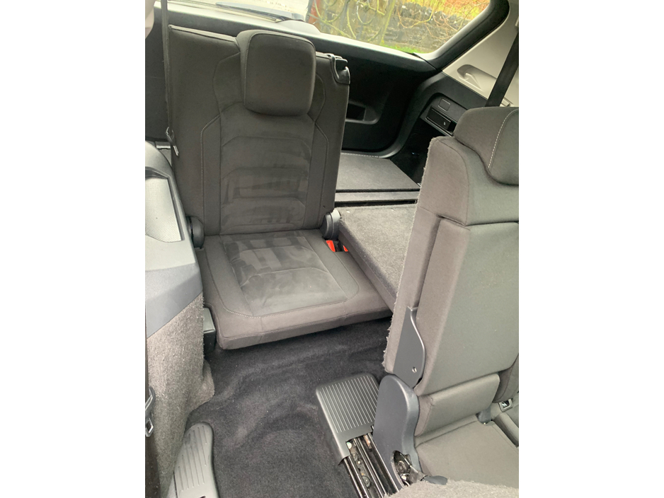 2018 Volkswagen Tiguan - image 26