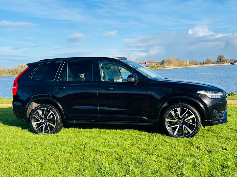 2022 Volvo XC90 ULTIMATE T8 RECHARGE AWD