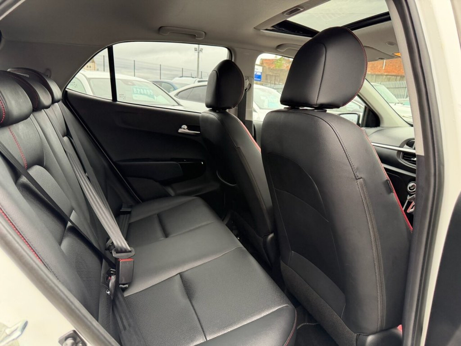 2018 Kia Picanto - image 26