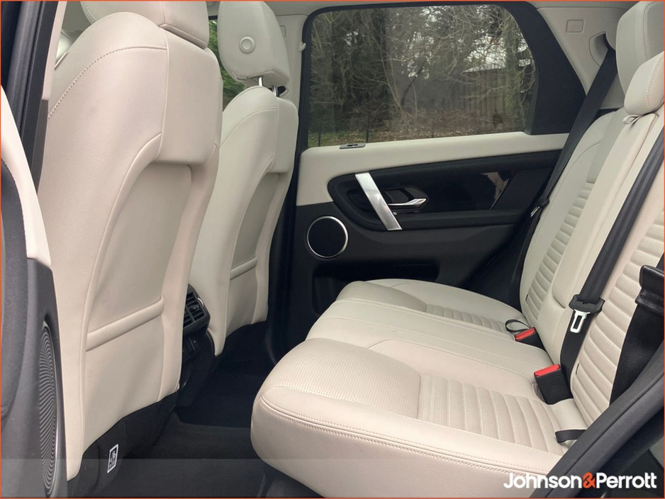 2025 Land Rover Discovery Sport 1.5 I3 PHEV 309 PS AWD S Auto (Land Rover Warranty until 2030) €69,900