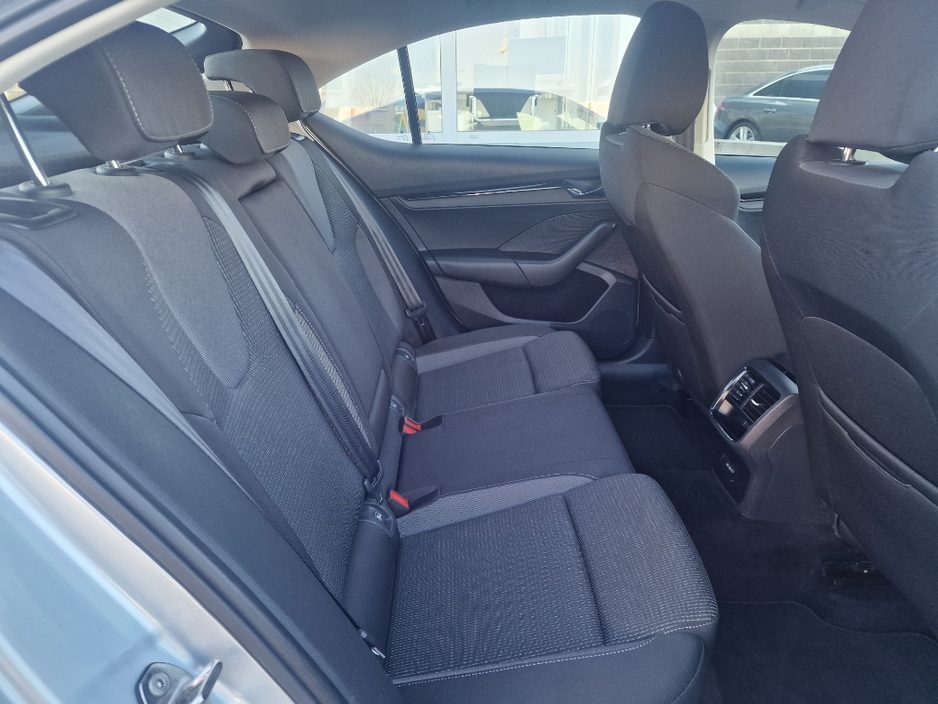 2022 Skoda Octavia AMBITION 2.0tdi 115HP 5DR €21,950