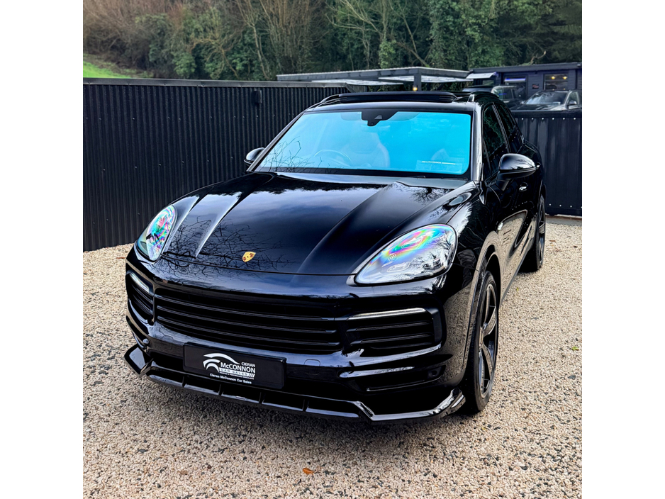 2022 Porsche Cayenne 2022 (221) Porsche Cayenne 3.0 V6 E-Hybrid S (462 BHP) €64,999