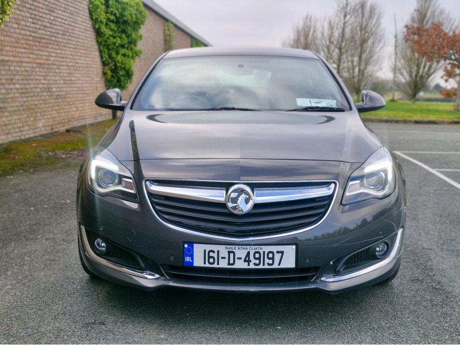 2016 Vauxhall Insignia - image 7