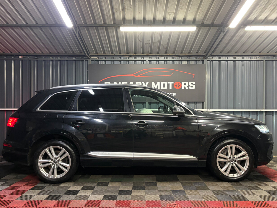 2015 Audi Q7 - image 3