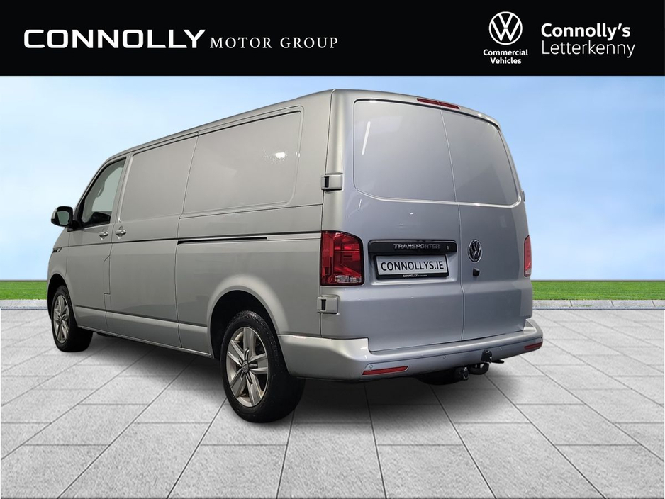 2024 Volkswagen Transporter - image 3