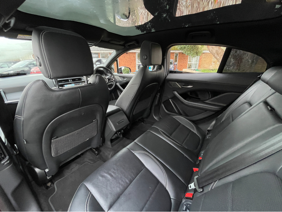 2023 Jaguar I-Pace - image 24