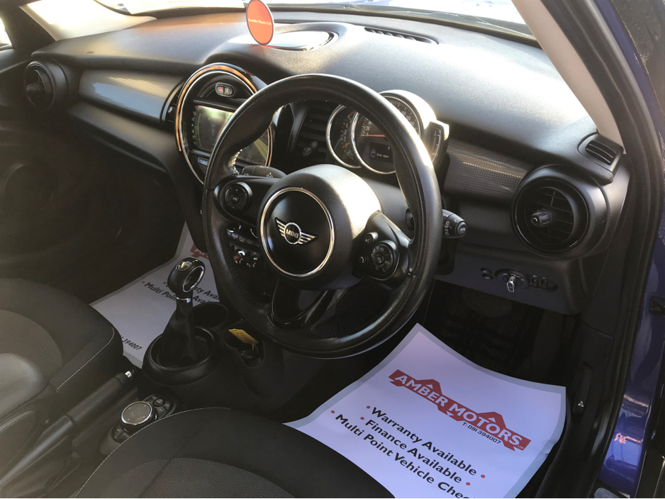 2018 MINI Cooper - image 21