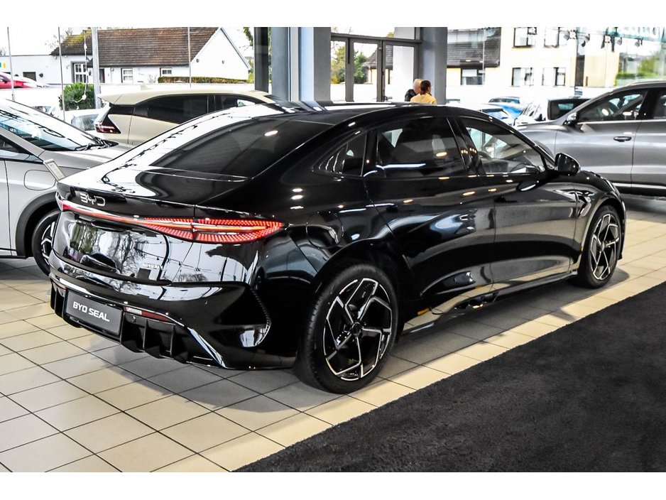 2026 BYD Seal - image 2