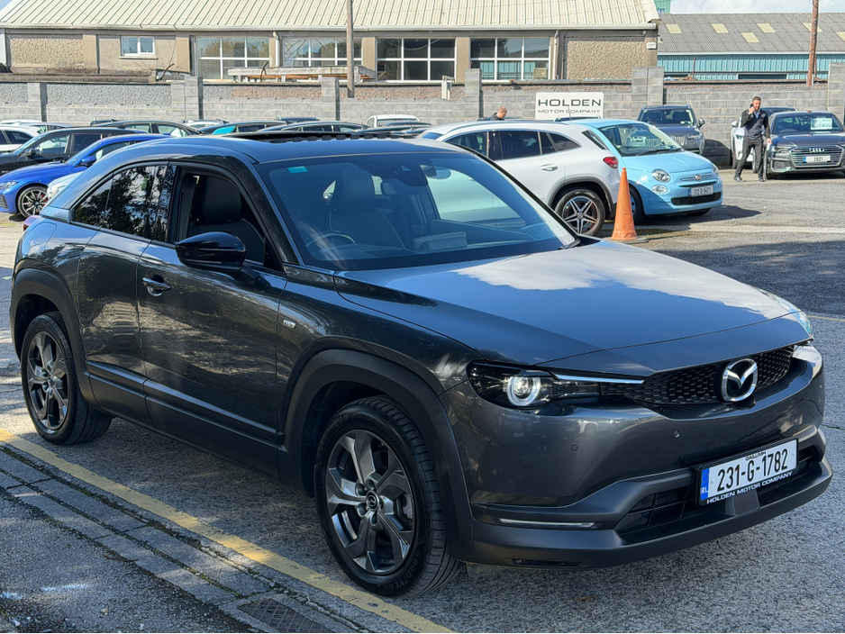 2023 Mazda MX-30 - image 6