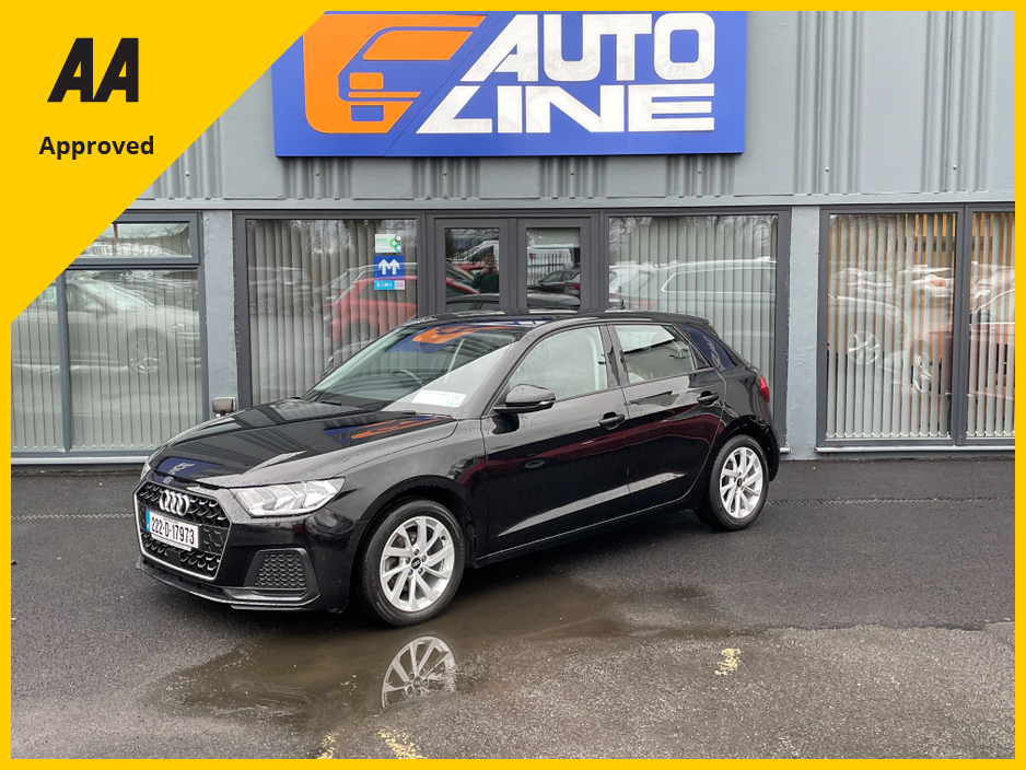 2022 Audi A1 - image 3