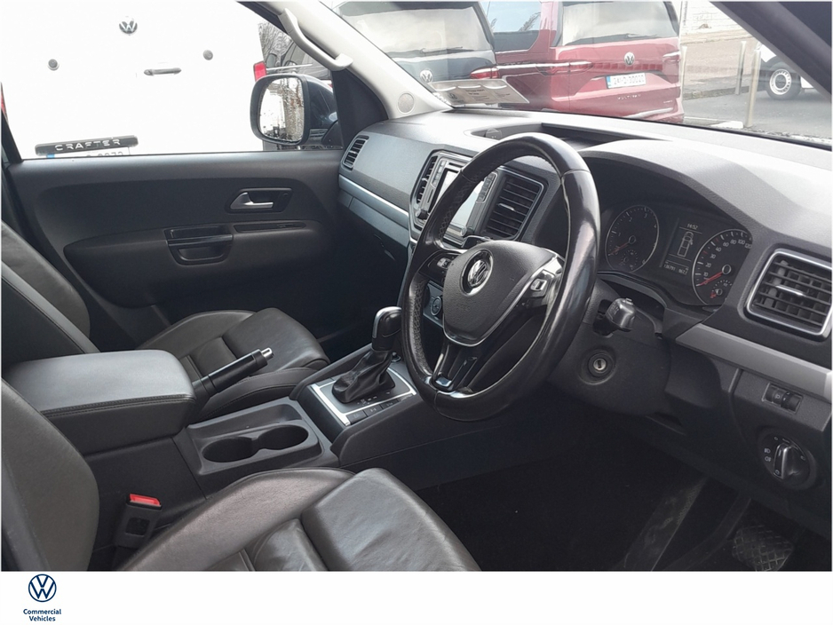 2020 Volkswagen Amarok - image 10