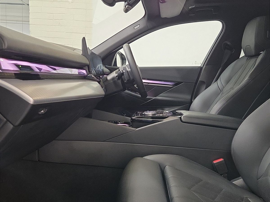 2025 BMW 5 Series 530 E M Sport Auto 530 e M Sport 530 e eDrive 22.1 kWh PHEV 299 184BHP /135 kw Auto Start/Stop