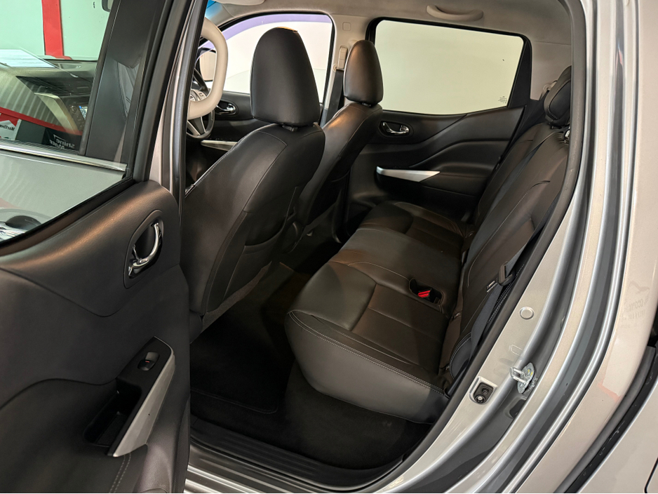 2017 Nissan Navara 2.3 DCI TEKNA 4DR AUTO €19,950