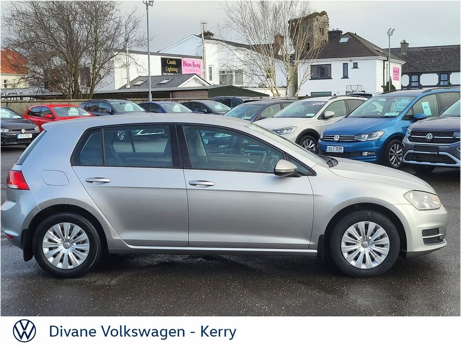 2013 Volkswagen Golf - image 7