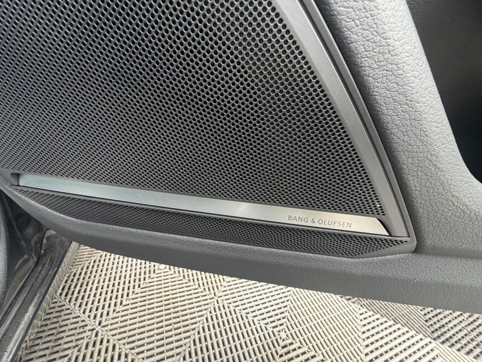 2022 Audi A6 - image 27