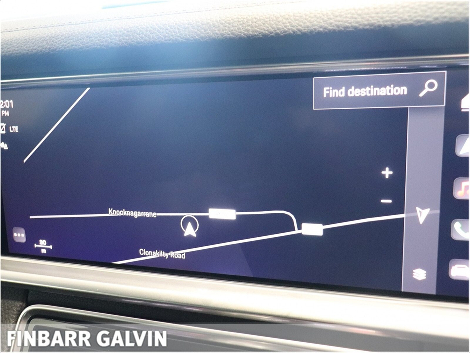 2023 Porsche Panamera - image 20