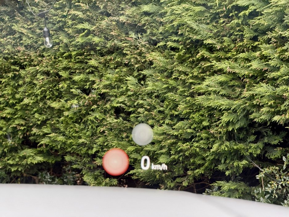 2021 Land Rover Discovery - image 14