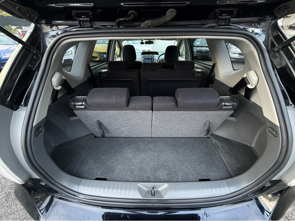 2014 Toyota Prius 141 // 7 SEATER €14,450