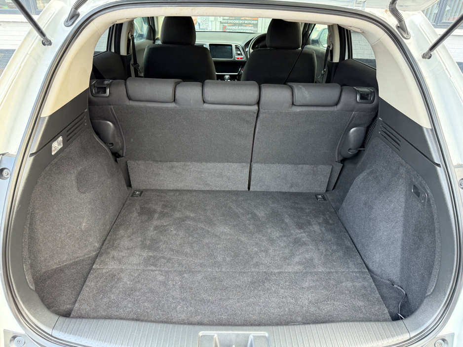 2015 Honda Vezel - image 26