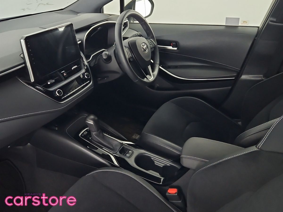 2020 Toyota Corolla - image 12