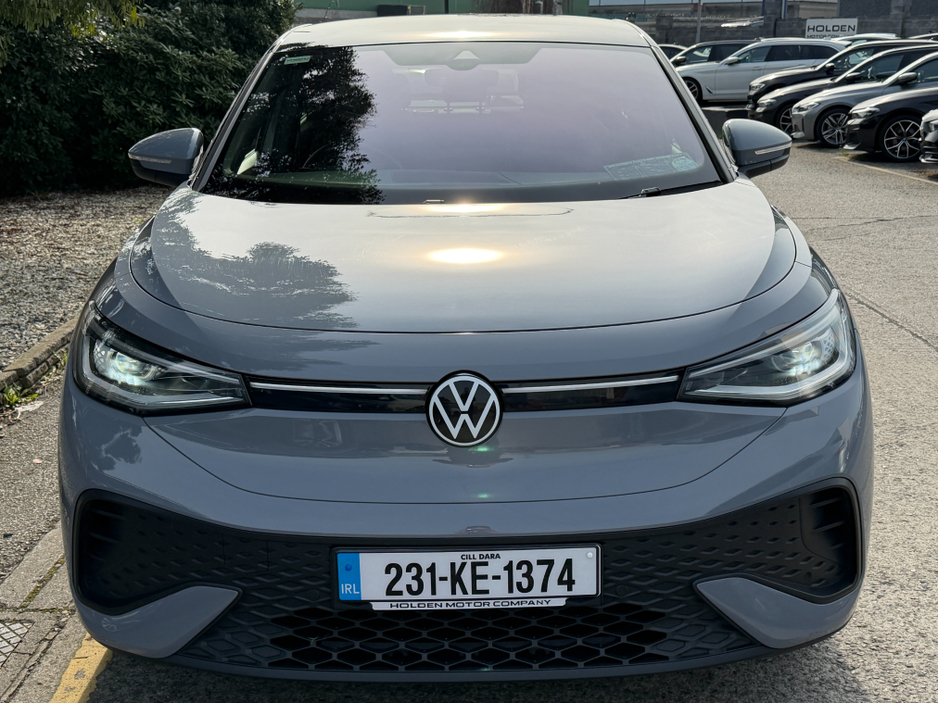 2023 Volkswagen ID.5 - image 4