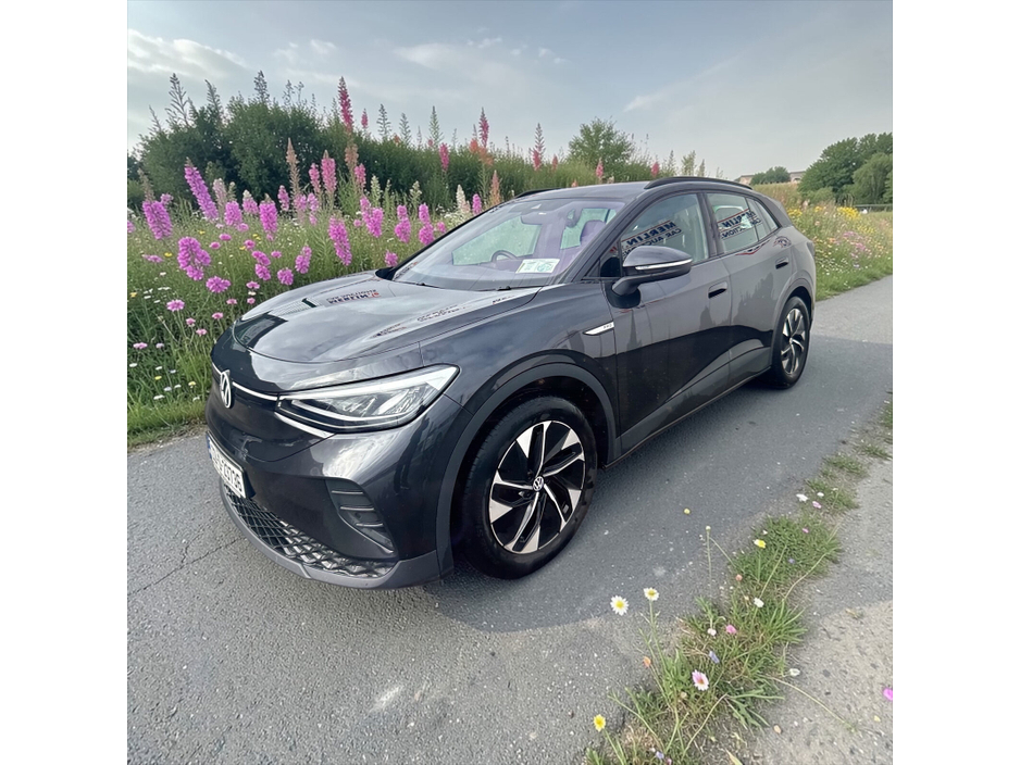 2022 Volkswagen ID.4 - image 3