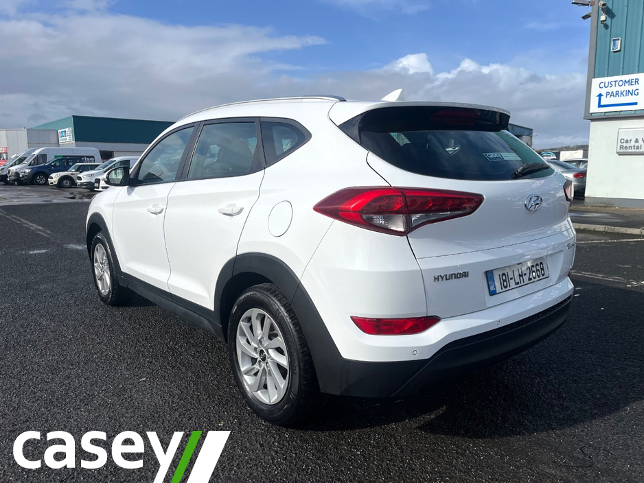 2018 Hyundai Tucson - image 2