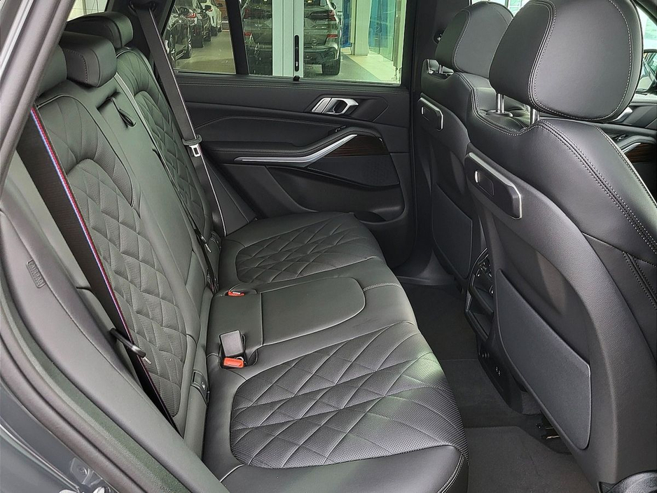 2026 BMW X5 - image 5