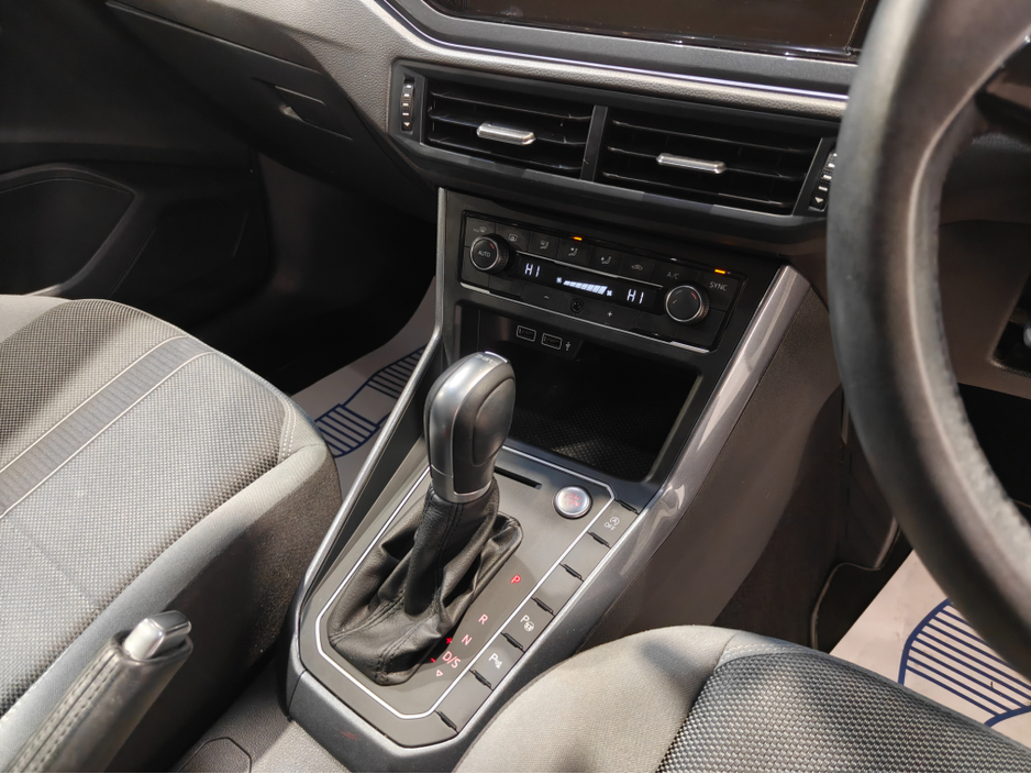 2018 Volkswagen Polo - image 13