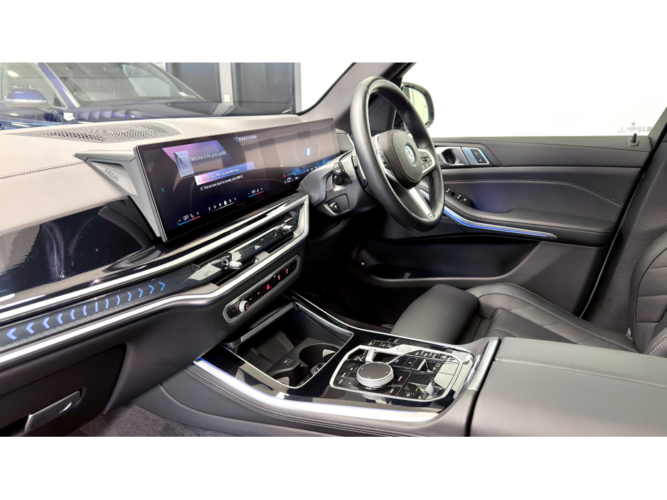 2025 BMW X5 50E MSPORT PRO €95,950