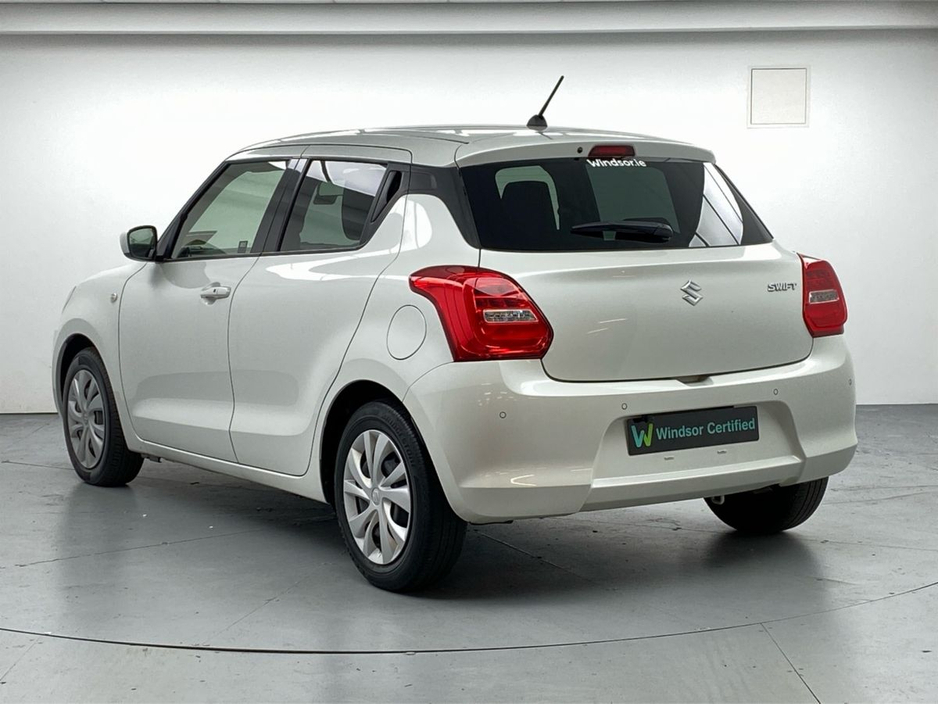 2022 Suzuki Swift - image 14