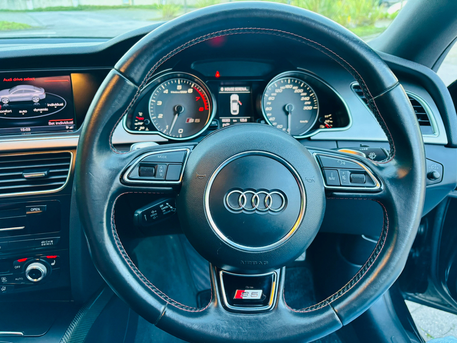 2012 Audi S5 - image 13