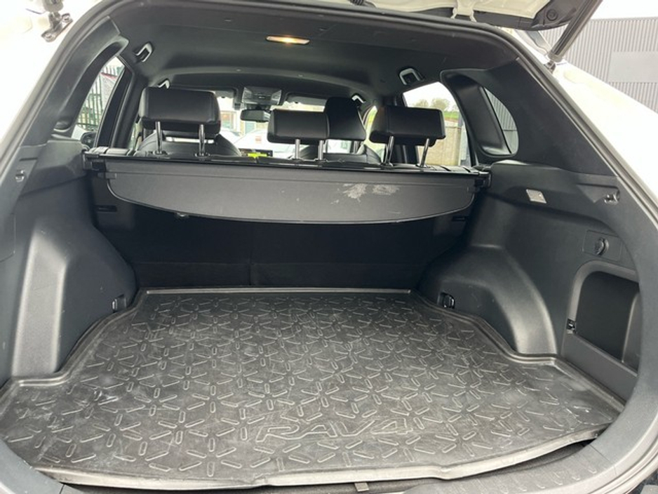 2021 Toyota Rav4 - image 10