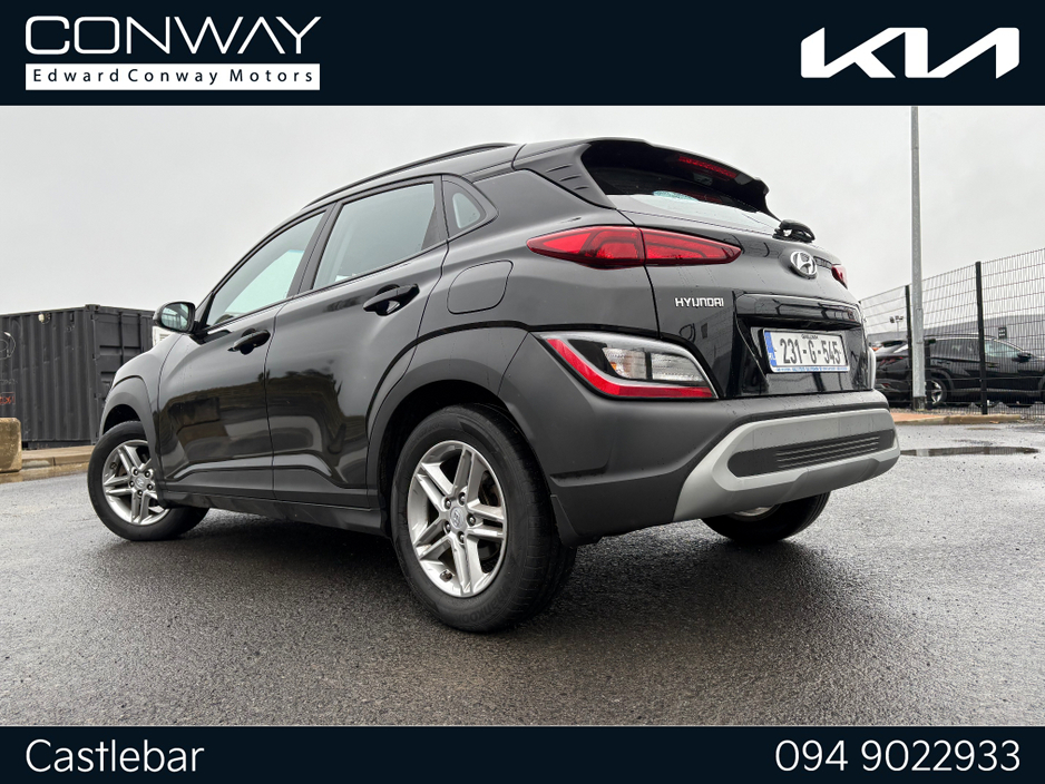 2023 Hyundai Kona - image 6