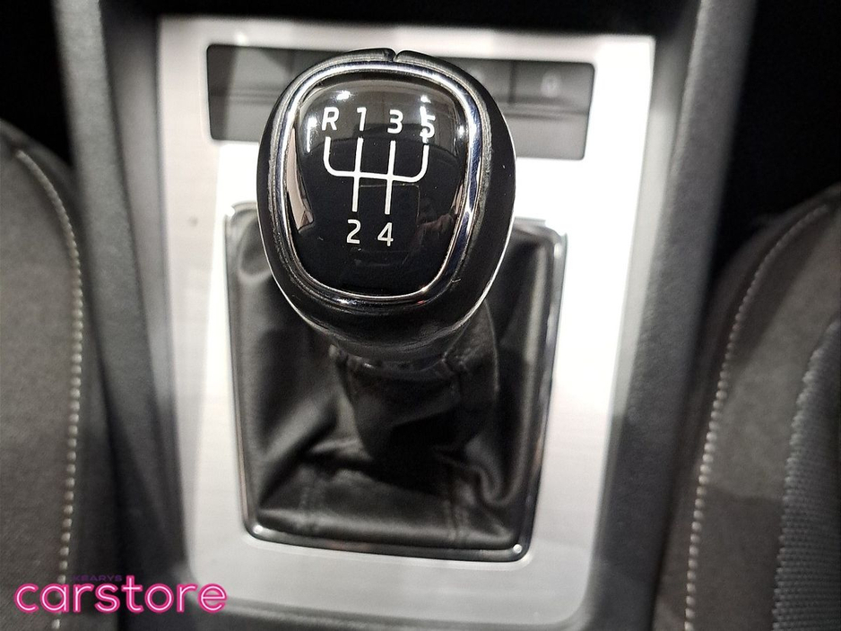 2019 Skoda Octavia - image 15