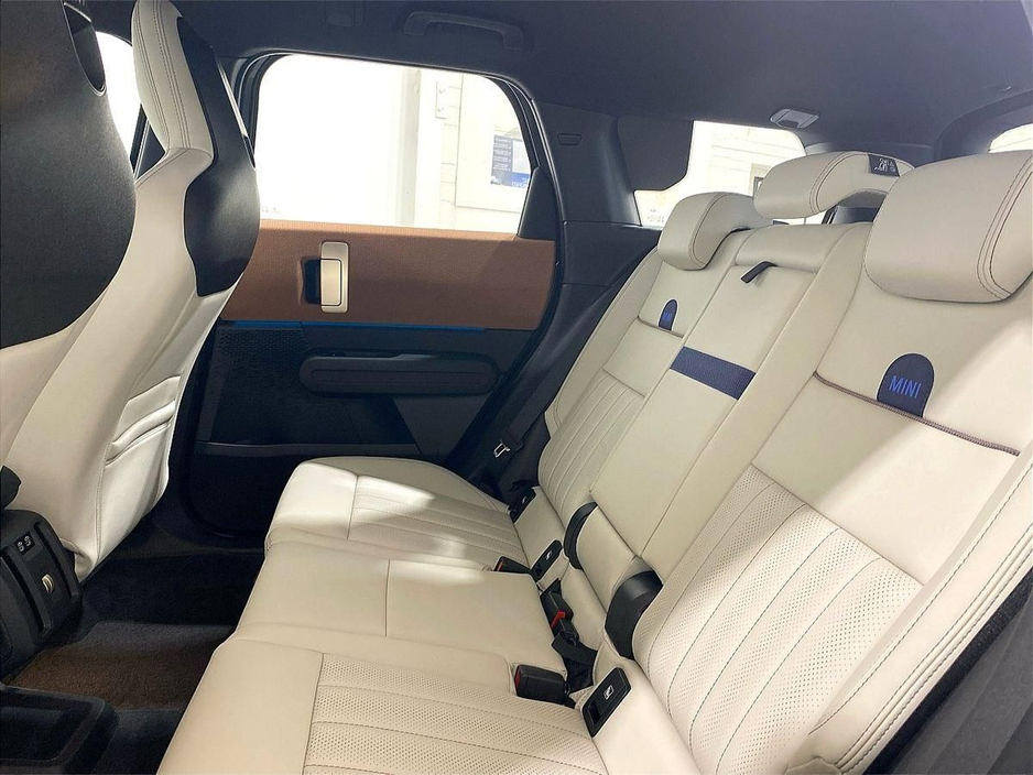 2025 MINI Countryman C €44,950