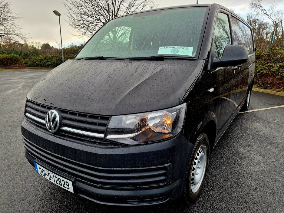 2020 Volkswagen Transporter  €14,663