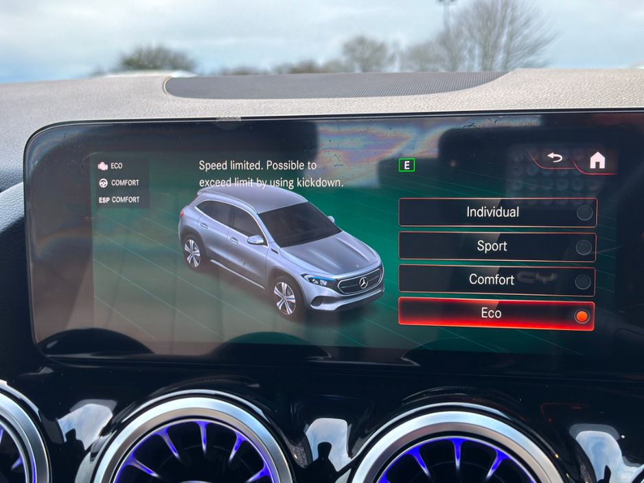 2023 Mercedes-Benz EQA - image 28