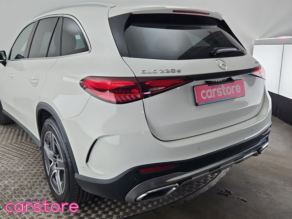 2023 Mercedes-Benz GLC Class - image 15