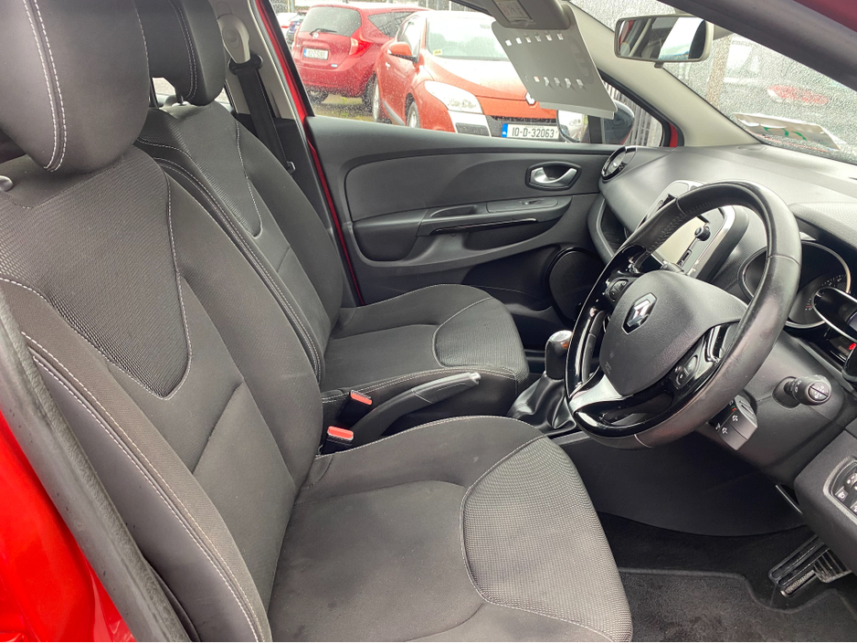 2016 Renault Clio - image 9