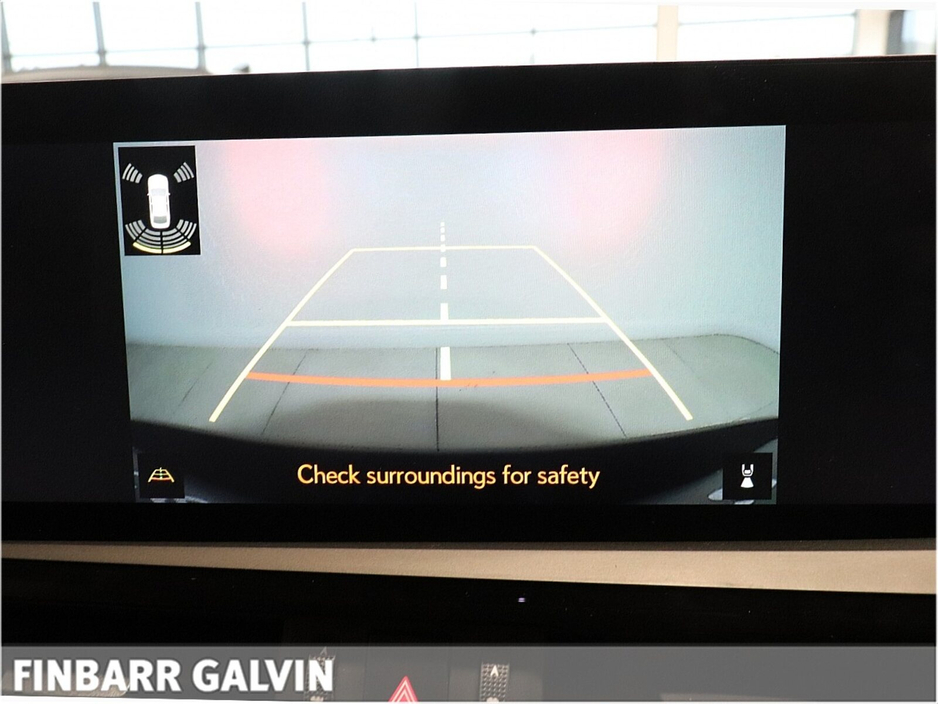 2023 Lexus ES 300 H - image 17